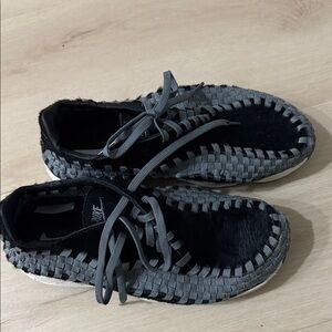 Nike women's Black and Gray Woven Sneakers